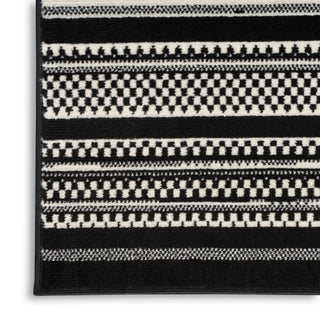 Nourison Home - Grafix Black/White Area Rug GRF41