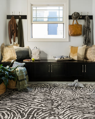 The Rug Corner Loloi Juneau Charcoal / Silver  