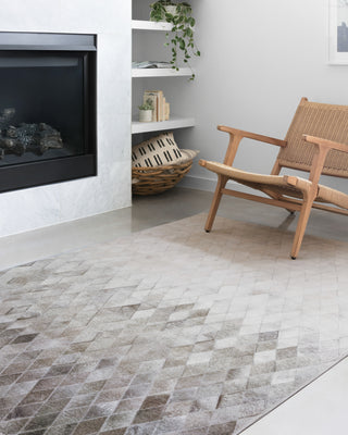The Rug Corner Loloi II Maddox Sand / Taupe  