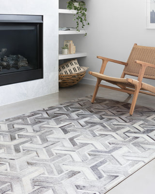 The Rug Corner Loloi II Maddox Silver / Ivory  