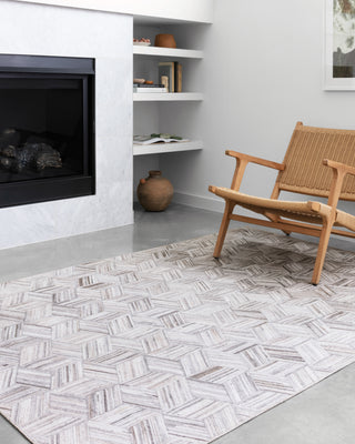 The Rug Corner Loloi II Maddox Lt Grey / Ivory  