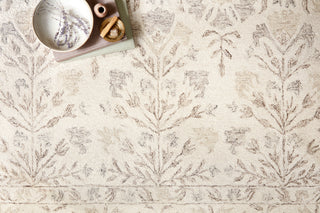 The Rug Corner Loloi Norabel Ivory / Neutral  