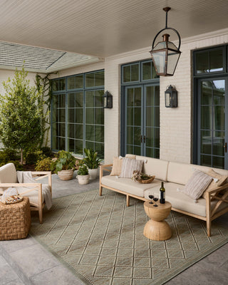 The Rug Corner Loloi Saylor Stone / Ivory  