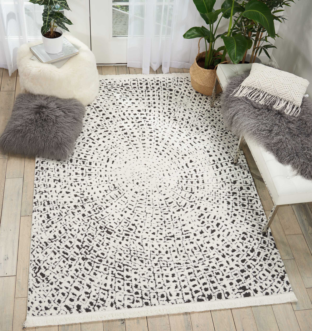 Nourison DWS05 KAMALA DS502 WHITE/BLACK Rug